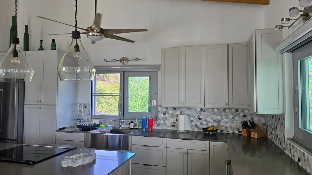 2 BARRIO SARDINAS II Culebra, PR 00775