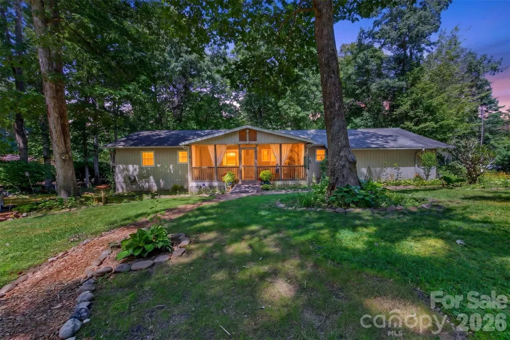42 Timothy Lane Candler, NC 28715