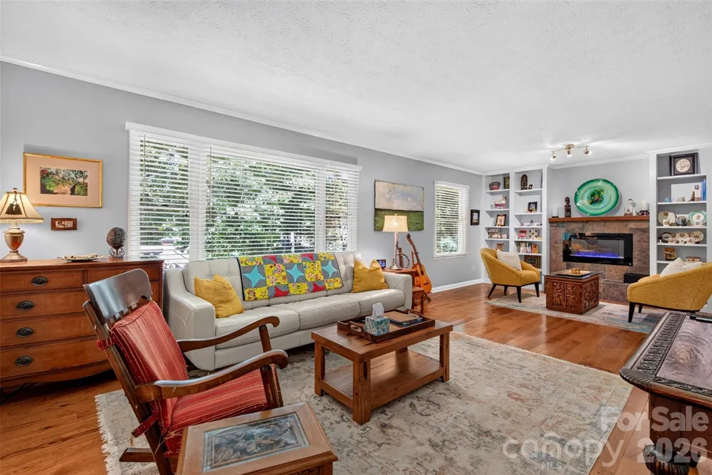 42 Timothy Lane Candler, NC 28715