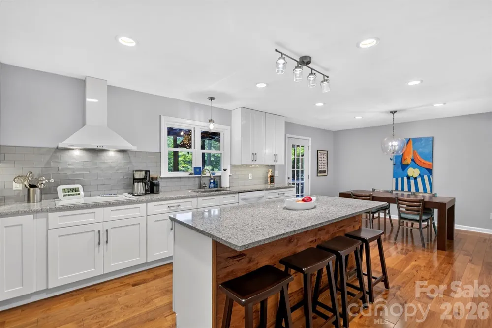 42 Timothy Lane Candler, NC 28715