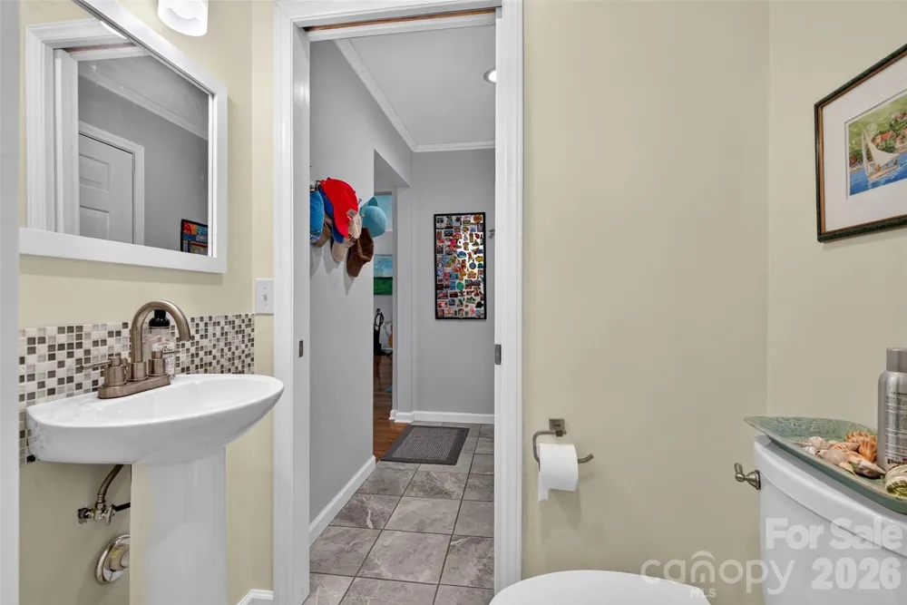 42 Timothy Lane Candler, NC 28715