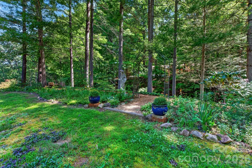 42 Timothy Lane Candler, NC 28715