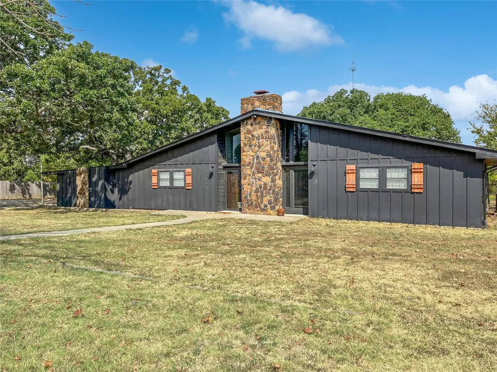 206 Tanglewood Lone Grove, OK 73443