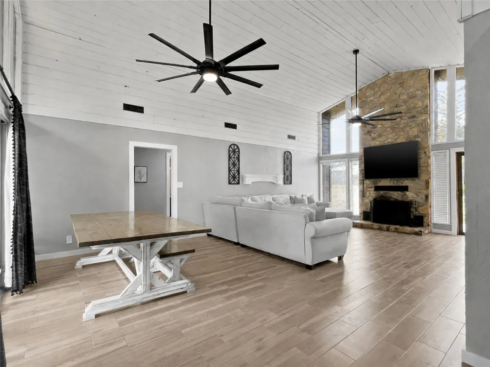 206 Tanglewood Lone Grove, OK 73443