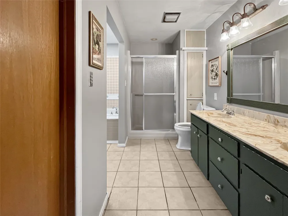 206 Tanglewood Lone Grove, OK 73443
