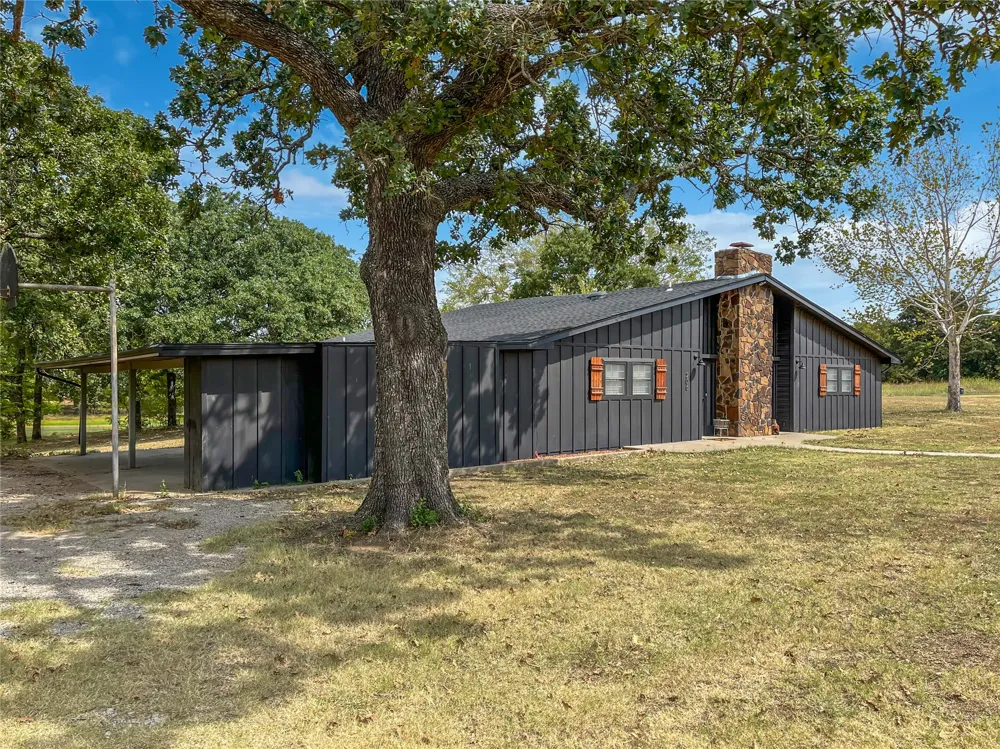 206 Tanglewood Lone Grove, OK 73443