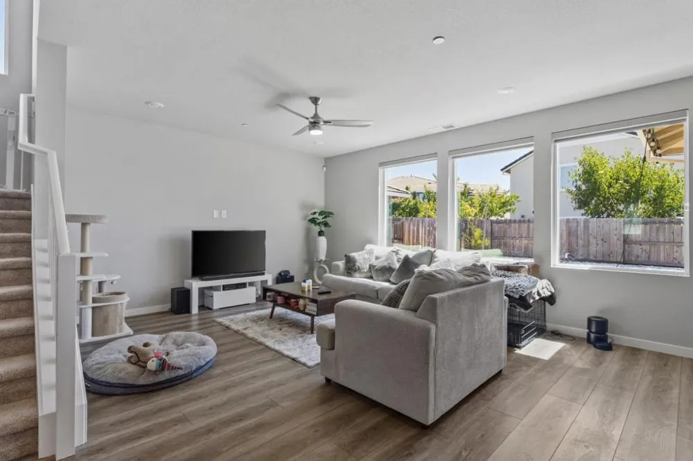 12101 Mircado Way Rancho Cordova, CA 95742