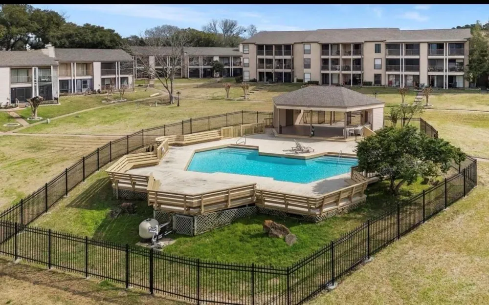 204 Lakeview Terrace Conroe, TX 77356