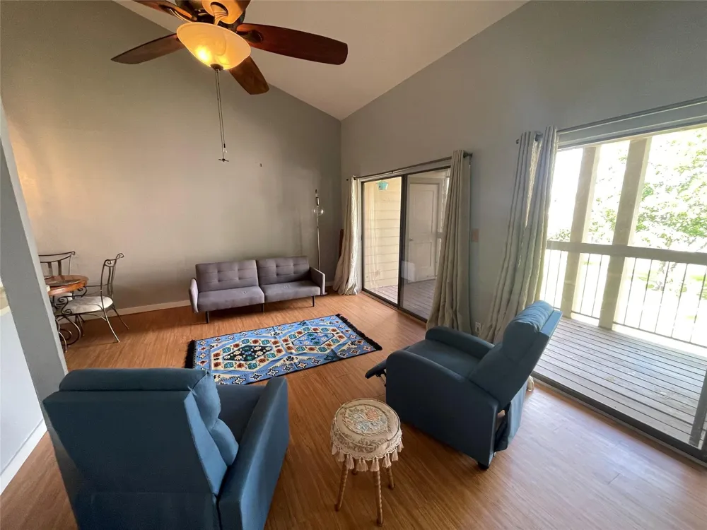 204 Lakeview Terrace Conroe, TX 77356