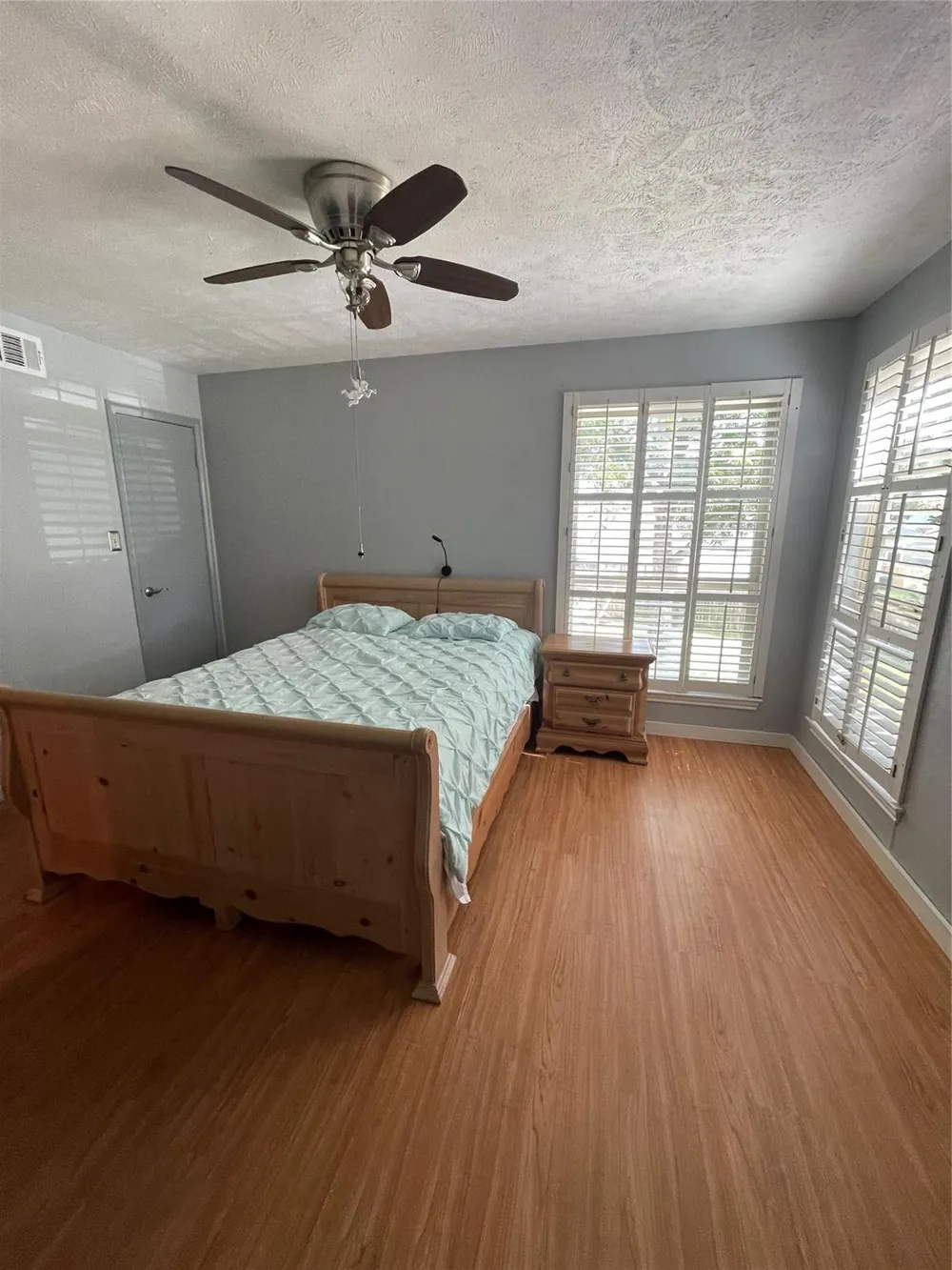 204 Lakeview Terrace Conroe, TX 77356