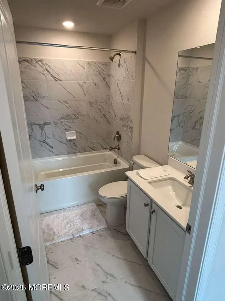 276 Mantoloking Drive Jackson, NJ 08527
