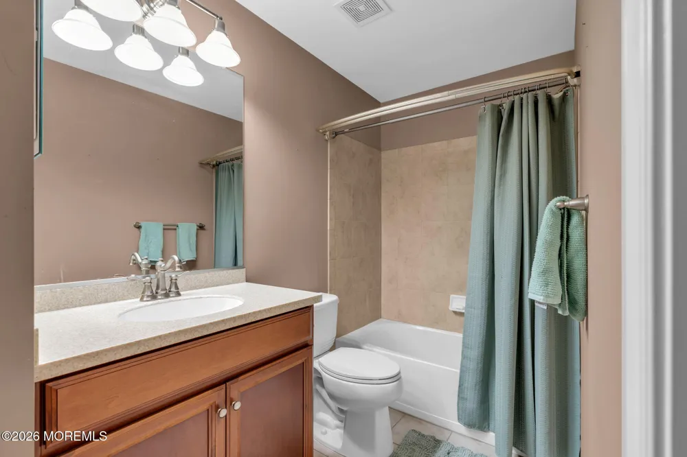 58 Aberdeen Lane Manchester, NJ 08759