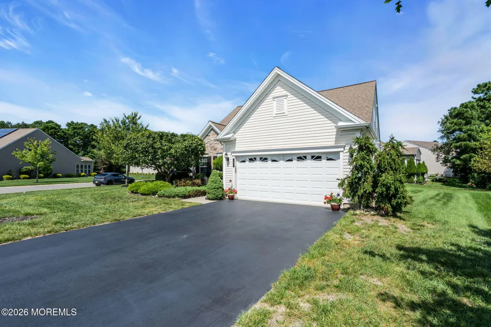58 Aberdeen Lane Manchester, NJ 08759