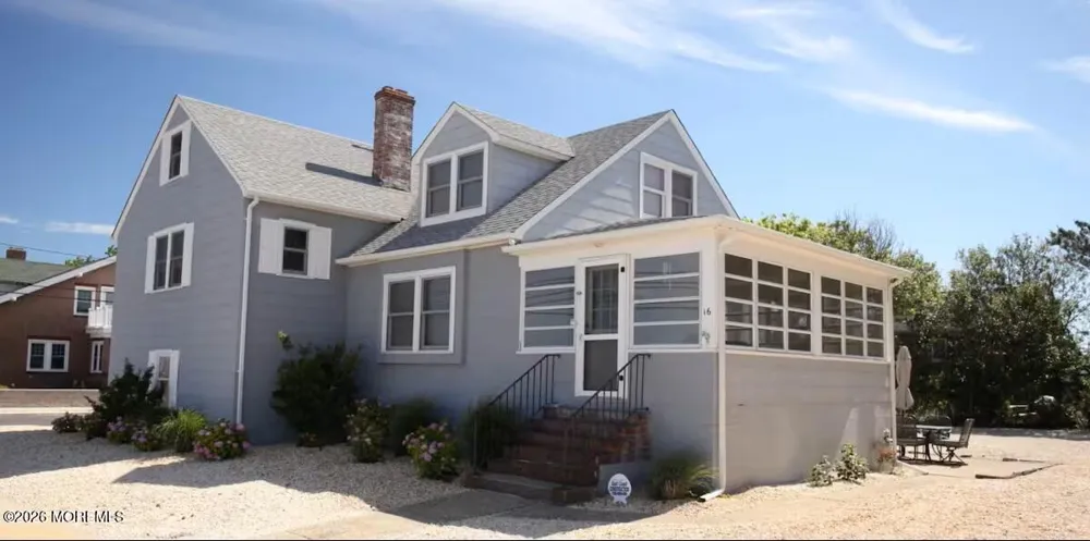 16 Bayview Avenue Seaside Park, NJ 08752