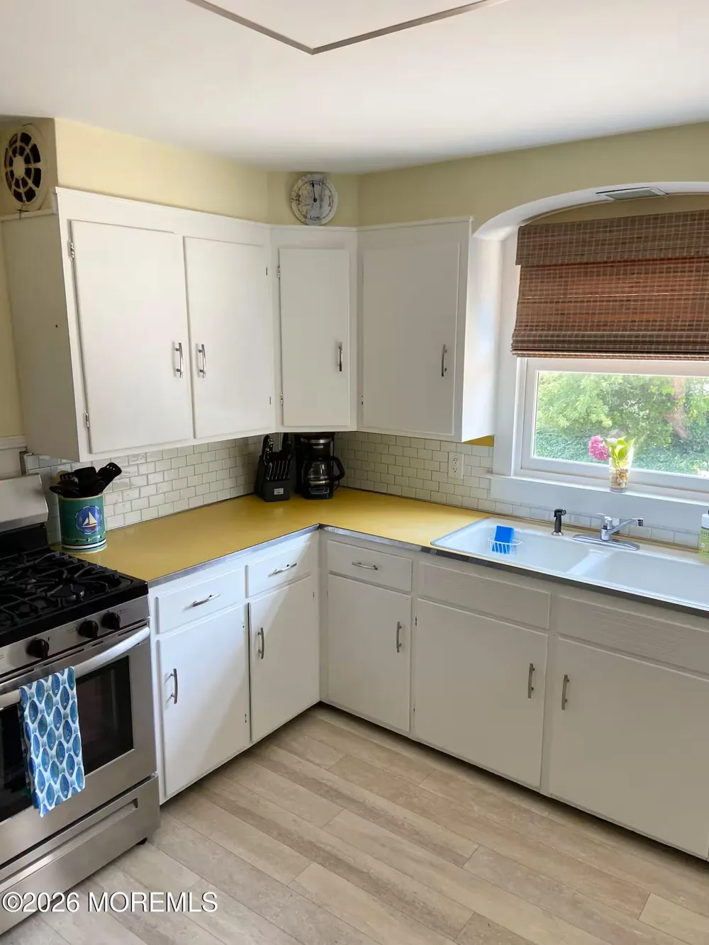16 Bayview Avenue Seaside Park, NJ 08752