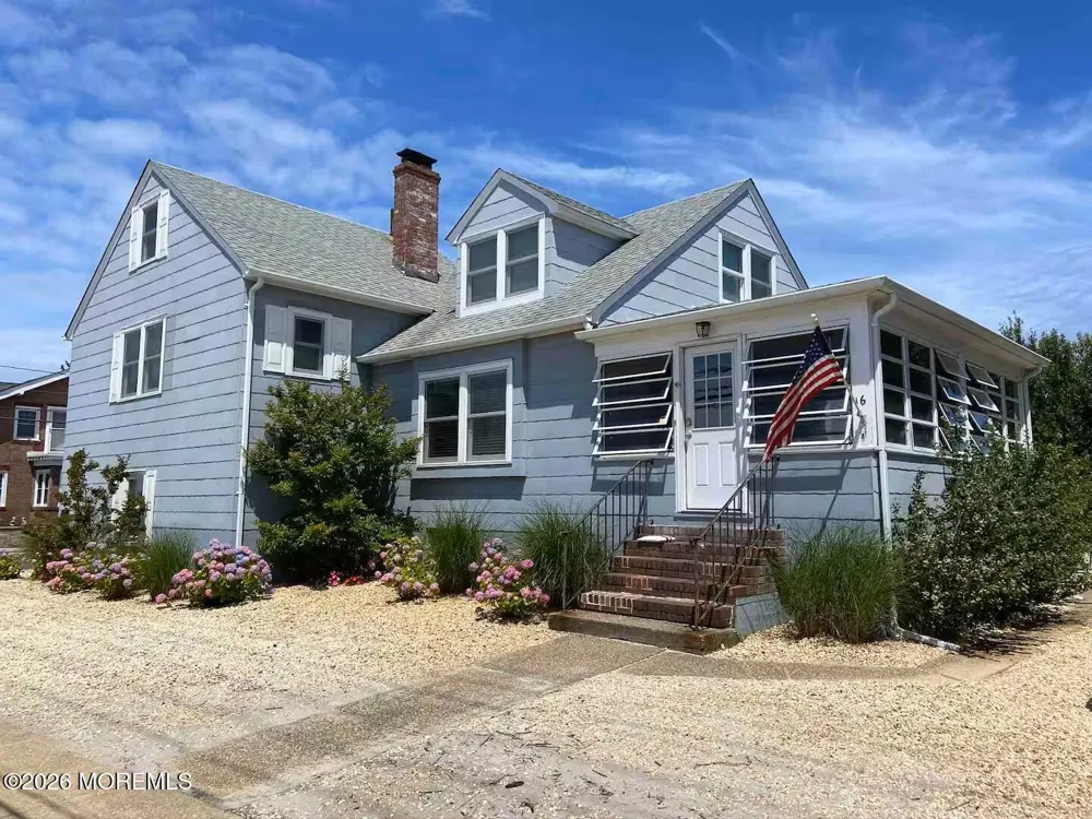 16 Bayview Avenue Seaside Park, NJ 08752
