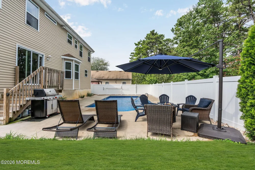 609 Amsterdam Avenue Toms River, NJ 08757