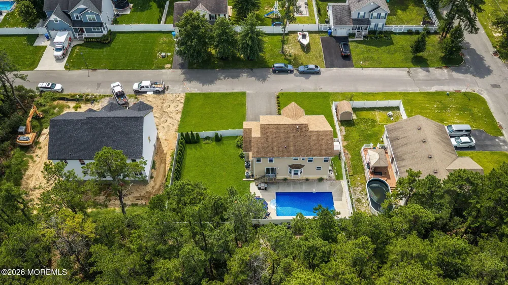 609 Amsterdam Avenue Toms River, NJ 08757