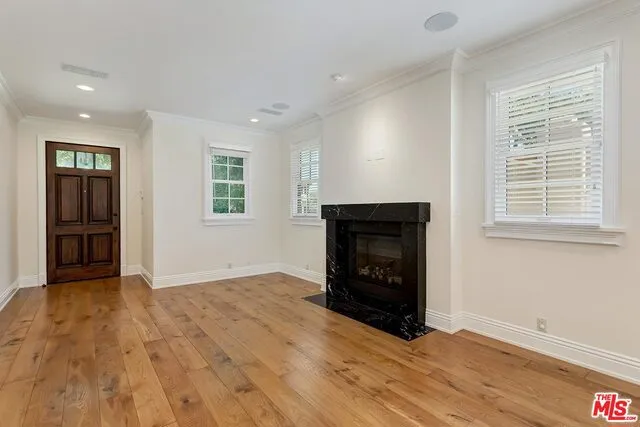 1011 Fiske Street Pacific Palisades, CA 90272