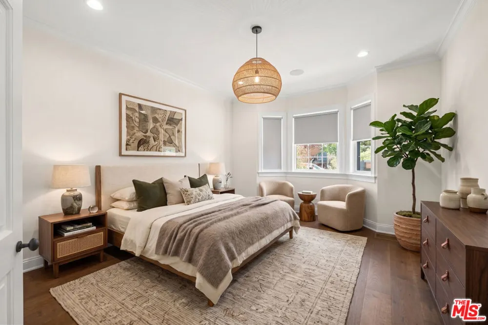 1011 Fiske Street Pacific Palisades, CA 90272