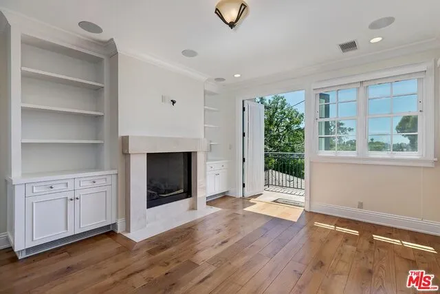 1011 Fiske Street Pacific Palisades, CA 90272