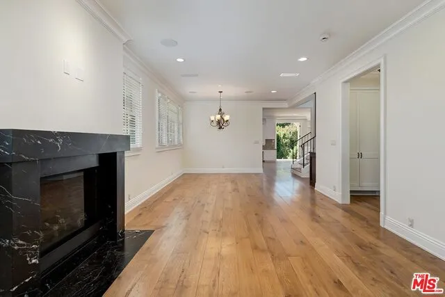 1011 Fiske Street Pacific Palisades, CA 90272