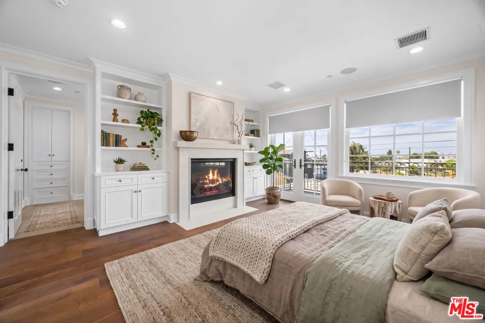 1011 Fiske Street Pacific Palisades, CA 90272