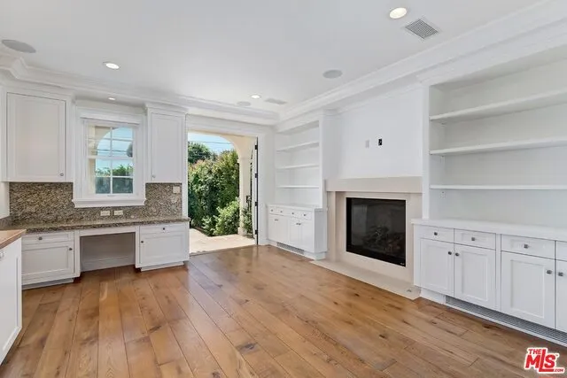 1011 Fiske Street Pacific Palisades, CA 90272
