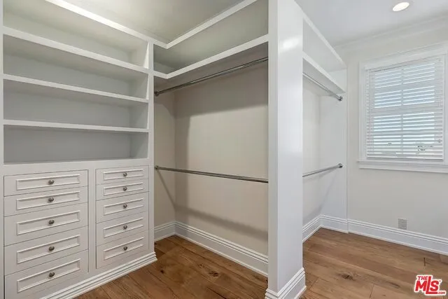 1011 Fiske Street Pacific Palisades, CA 90272