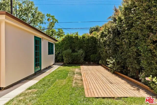 1011 Fiske Street Pacific Palisades, CA 90272