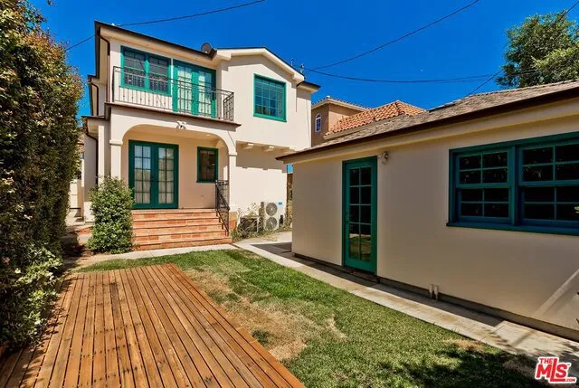 1011 Fiske Street Pacific Palisades, CA 90272
