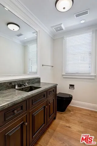 1011 Fiske Street Pacific Palisades, CA 90272