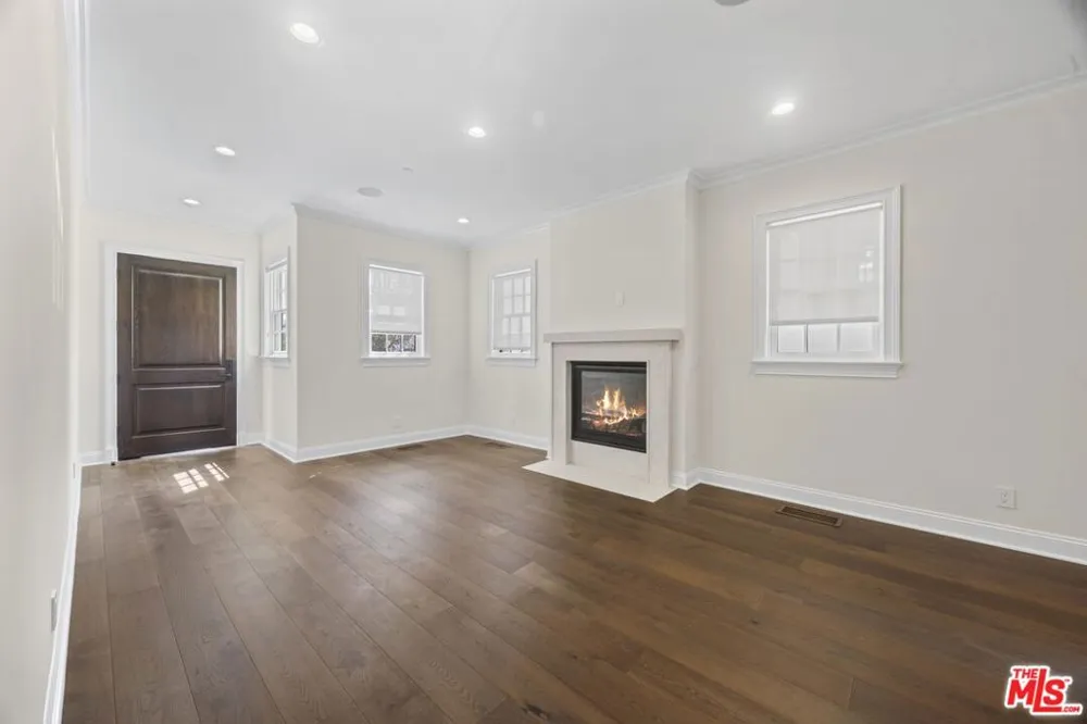 1011 Fiske Street Pacific Palisades, CA 90272