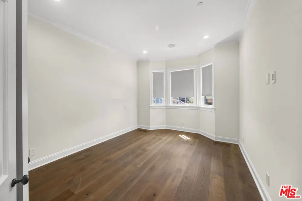 1011 Fiske Street Pacific Palisades, CA 90272