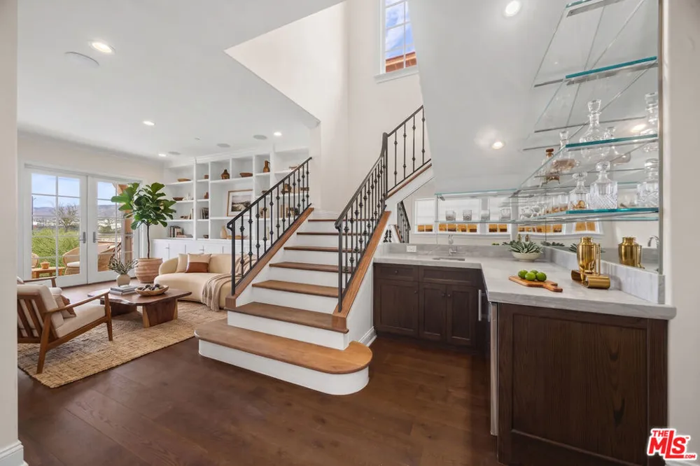 1011 Fiske Street Pacific Palisades, CA 90272