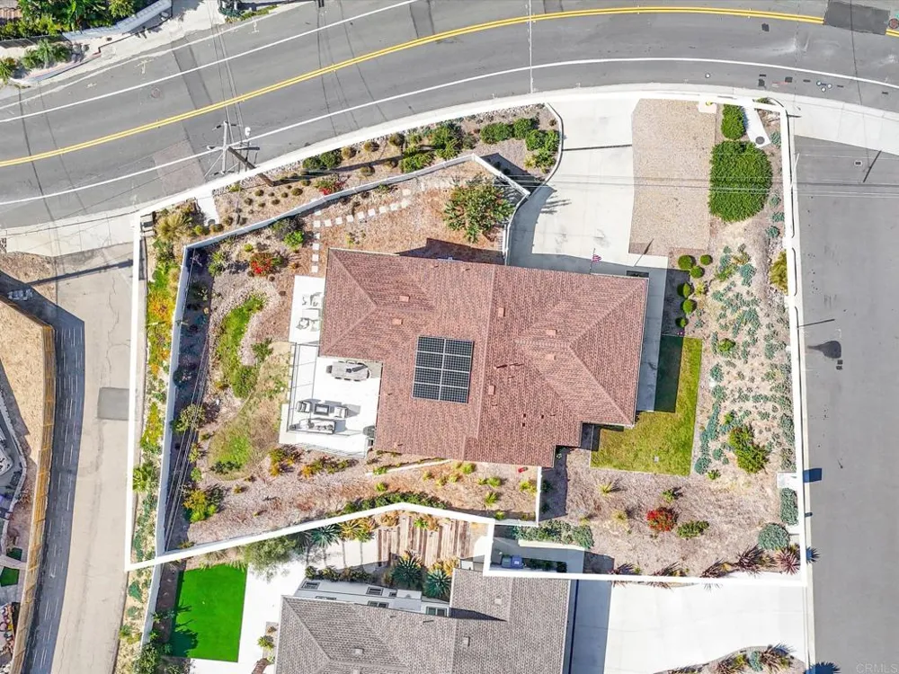 1858 Avocado Rd Oceanside, CA 92054