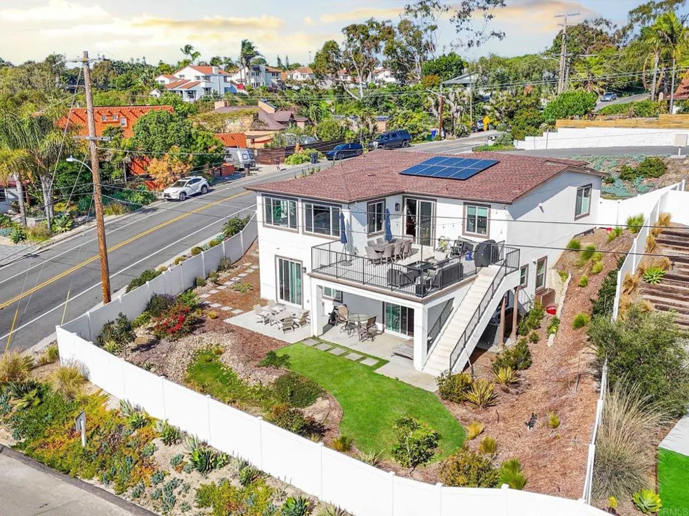 1858 Avocado Rd Oceanside, CA 92054