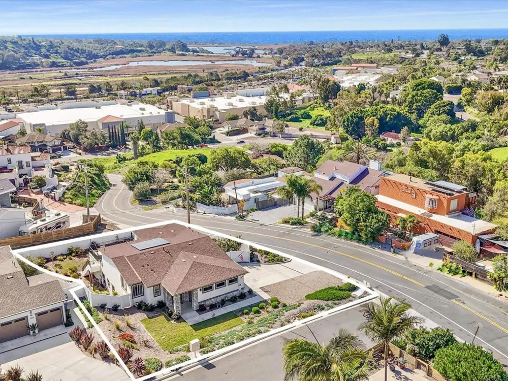 1858 Avocado Rd Oceanside, CA 92054
