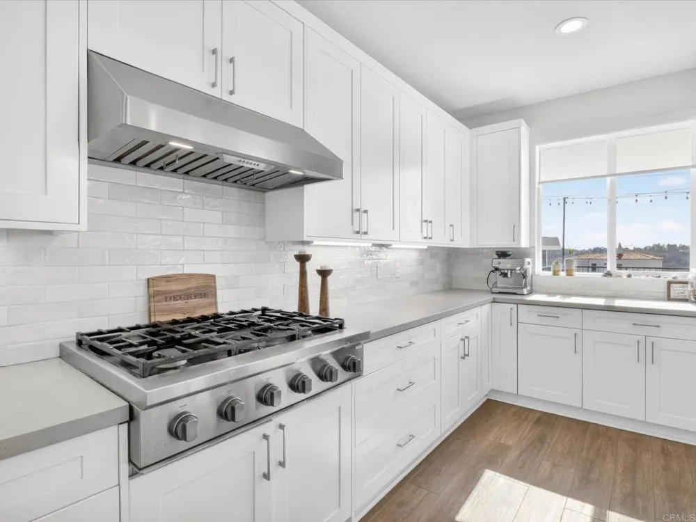 1858 Avocado Rd Oceanside, CA 92054
