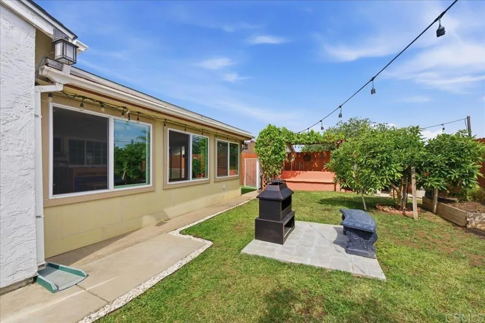 1544 Knob Hill Road San Marcos, CA 92069