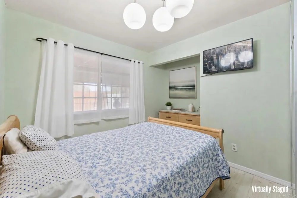 1544 Knob Hill Road San Marcos, CA 92069