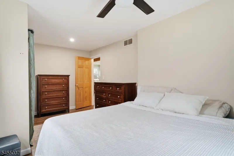 131 Crusher Rd Hopewell, NJ 08525