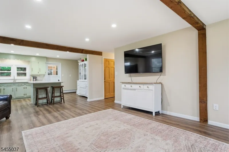 131 Crusher Rd Hopewell, NJ 08525
