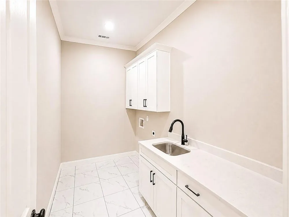 189 Pope Drive Canton, GA 30114