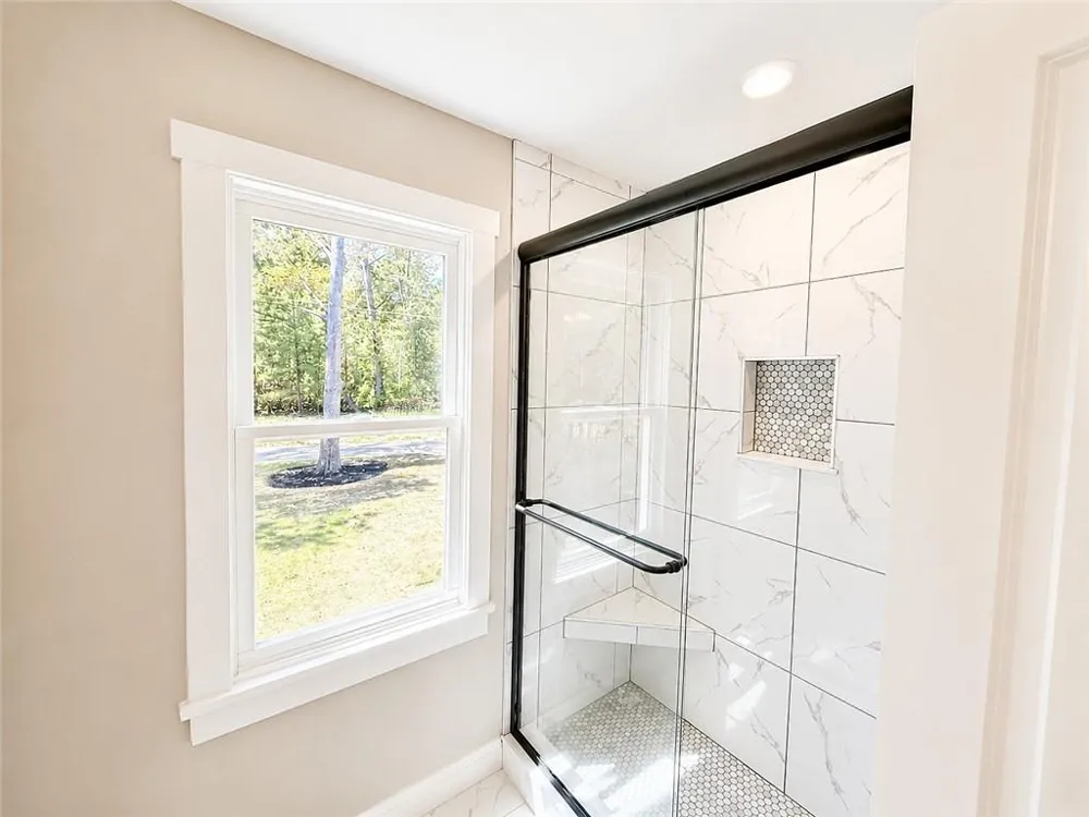 189 Pope Drive Canton, GA 30114