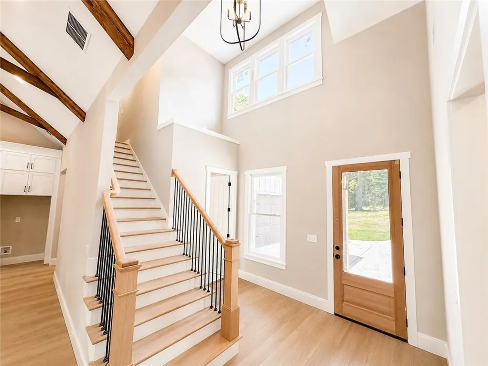 189 Pope Drive Canton, GA 30114