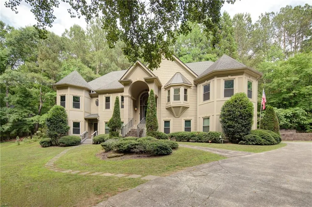 2535 Ashford Drive Cumming, GA 30041