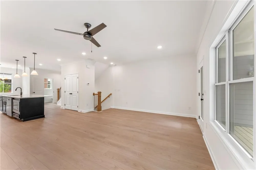 1919 Deco Drive Kennesaw, GA 30144