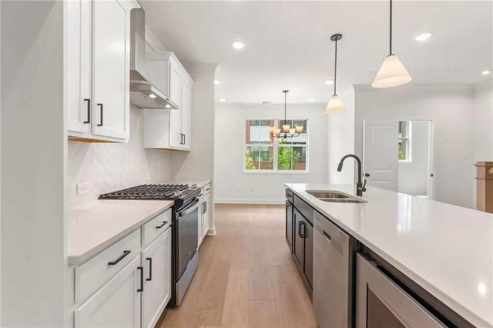 1919 Deco Drive Kennesaw, GA 30144