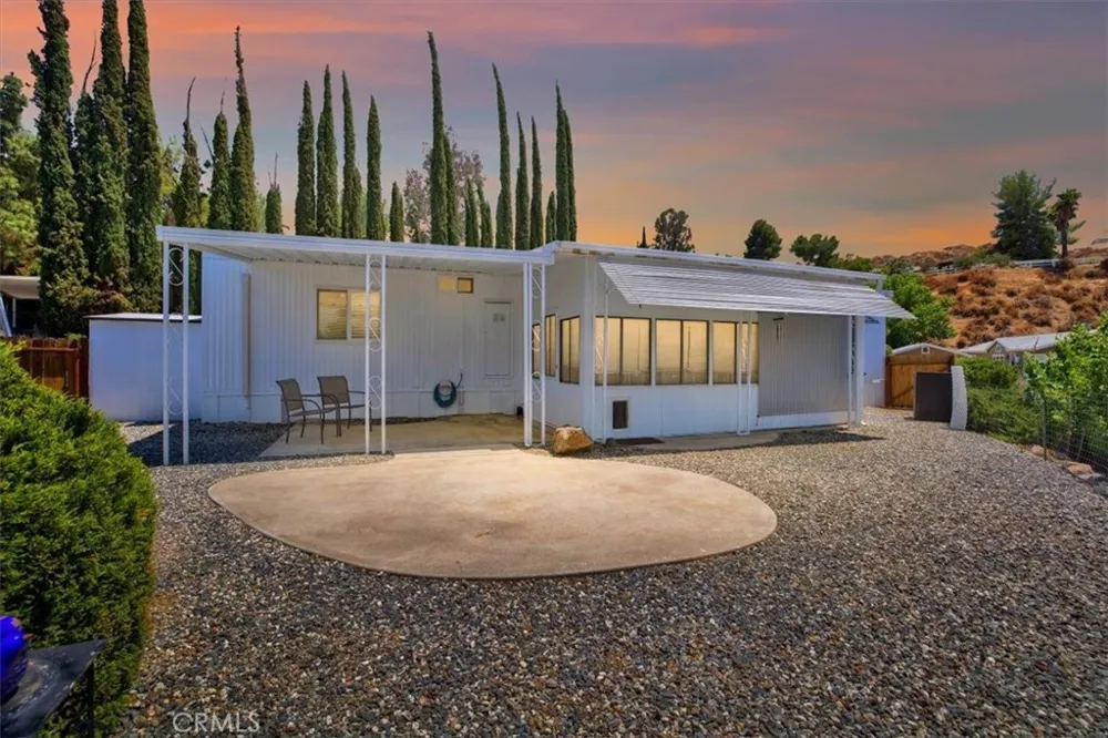 22780 Skylink Canyon Lake, CA 92587